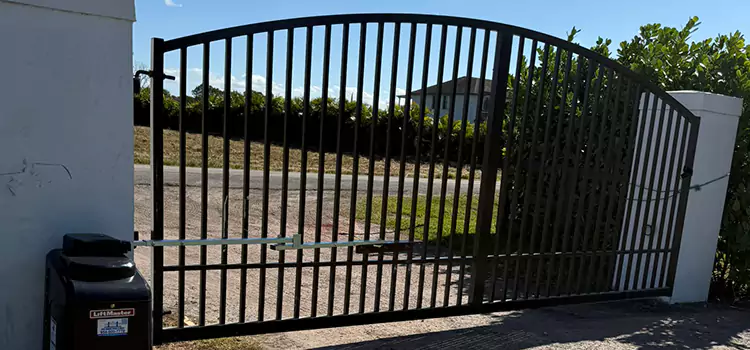 Driveway Fence Repair Green Valley